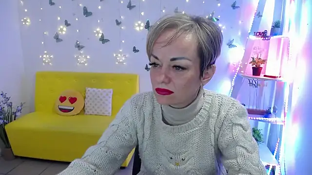 Вебкам-шоу NikaMayu