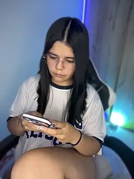 2Angela_ – Naživo XXX chat