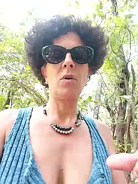 LightedWoman – Naživo XXX chat