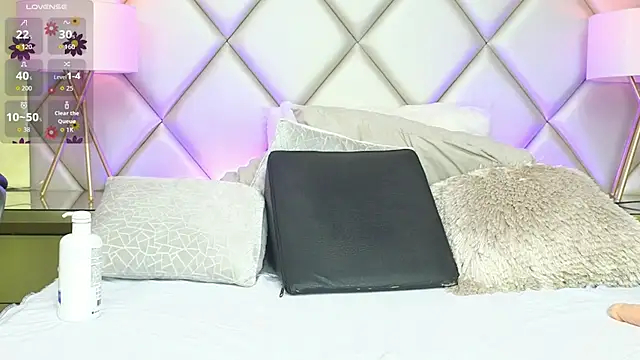 LenaThomson live XXX chat