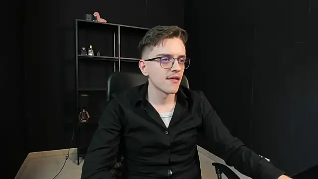 Chat XXX Live FelixStarkk