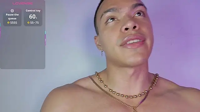 Živý XXX chat adriel_escalante