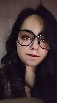 elfo_del_infierno Adlı Modelin Canlı XXX Sohbeti