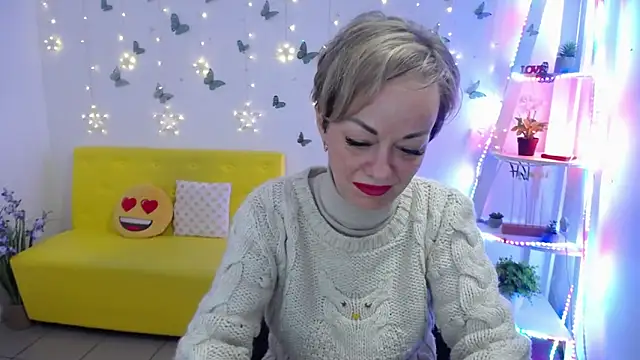 Вебкам-шоу NikaMayu