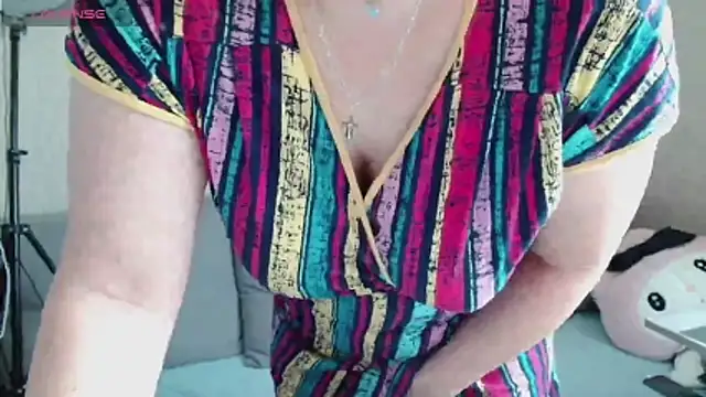 Mari_77777's Live XXX Chat