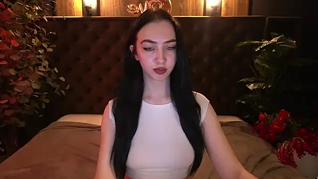 XXX chat uživo modela WildKittenX_