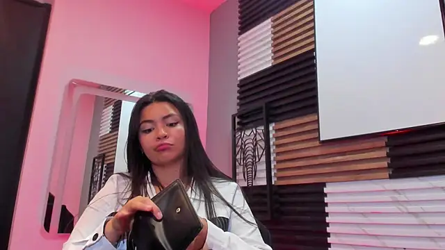 Онлайн чат XXX KimDevinne