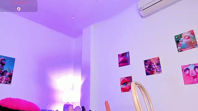 naomy_68 live XXX chat