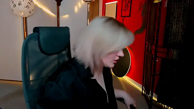 KathyBriggs' Live XXX Chat