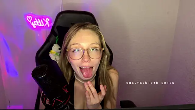 ReenKitty's Live XXX Chat