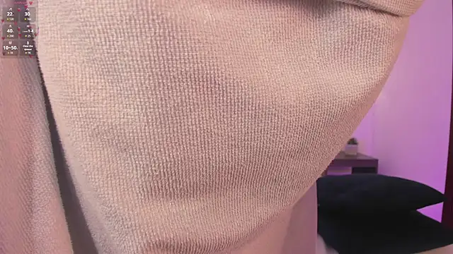 emma_fhox's Live XXX Chat