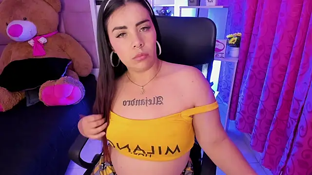 liany_taylorn Live XXX chat