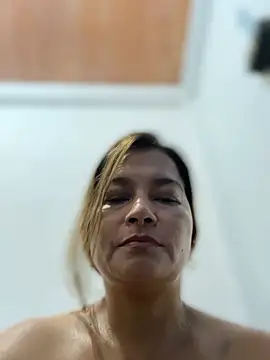 Jlo_69 live XXX chat