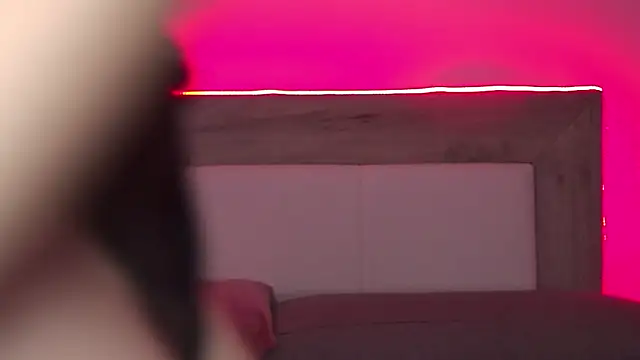 AnyaLobb's Live XXX Chat