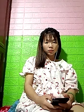 AmyLinee01 Show Webcam