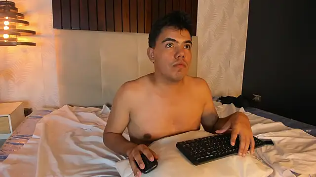 Jackson_Hunt live XXX chat
