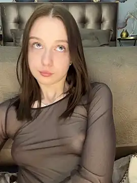 MiraXS live XXX chat