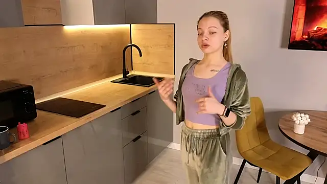 EmmaaMcDon's Live XXX Chat
