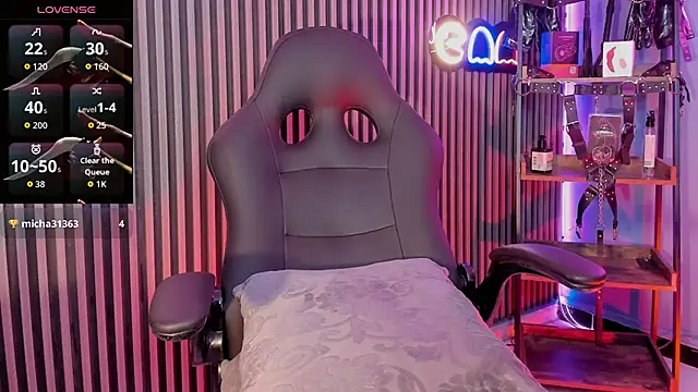 Maximoking26 Show Webcam