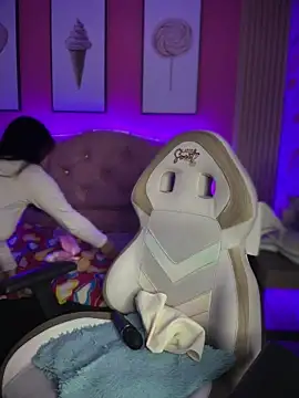 Онлайн чат XXX Miia__Taylor
