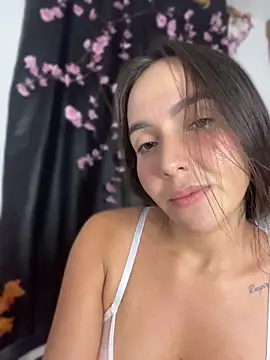 Scarlett05 live XXX chat