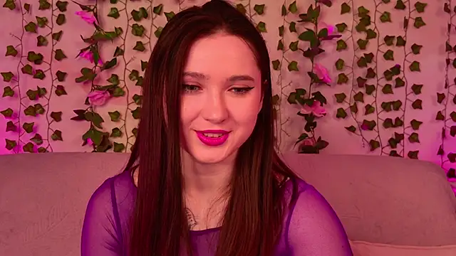 Tiny_BunnyX Adlı Modelin Canlı XXX Sohbeti