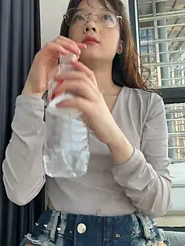 meimei_x Pertunjukan Webcam