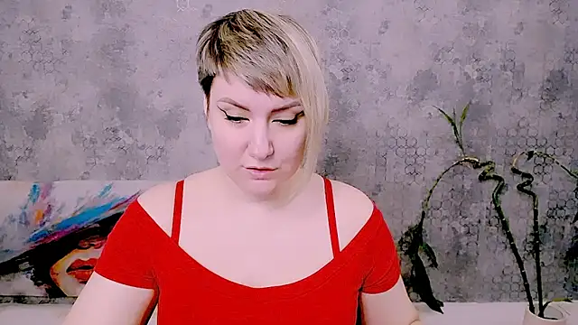 Djullia 라이브 XXX 채팅