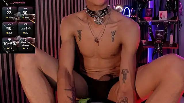 Maximoking26's Webcam Show
