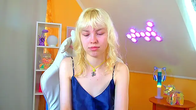 HannahHollis' Live XXX Chat