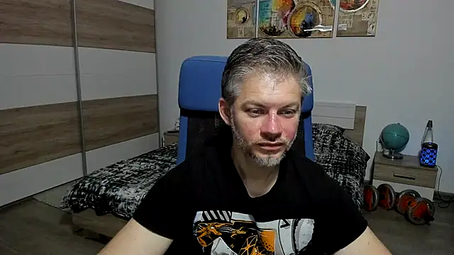 RobbyShawz Live XXX-chat