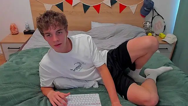 XXX chat uživo modela Fandi_777