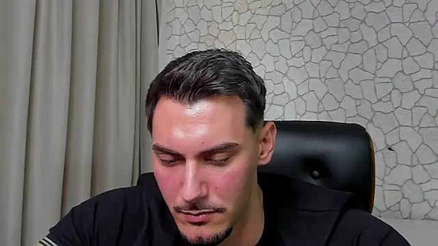 Chatroom XXX en direct de ClintMasters