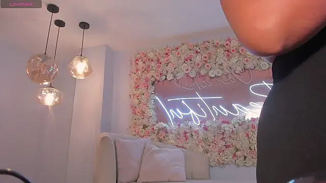 GabriellaLee Adlı Modelin Canlı XXX Sohbeti