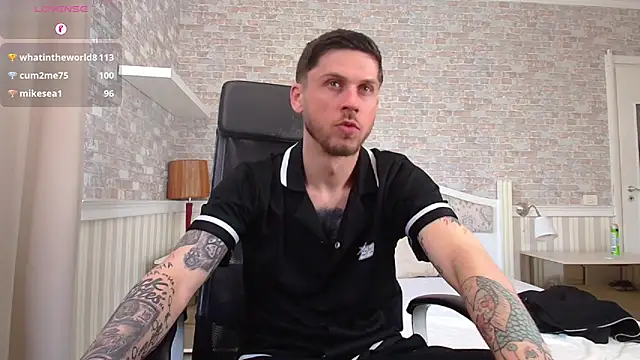 JonahShaw Live XXX-Chat