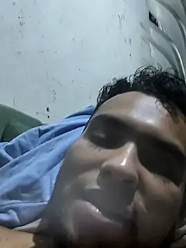 Hzbrandon11 webcam show