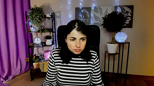 Chat XXX ao vivo de MartaEdams