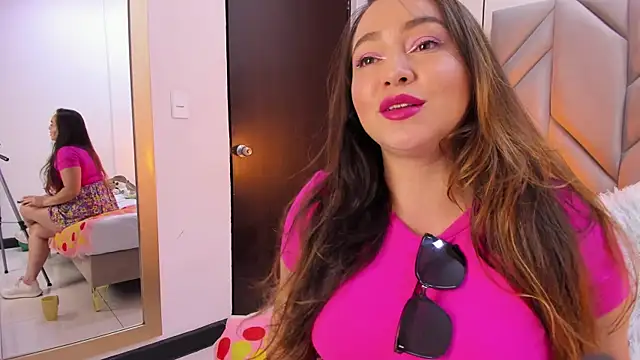 แชท XXX สดของ SabrinaVantress