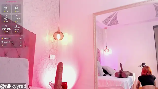 Chat +18 de Nikky_Red_ ao vivo