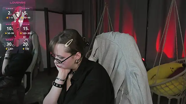 LeonaHicksn Live XXX chat