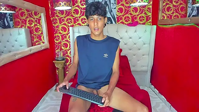 straightyoungpein webcam show