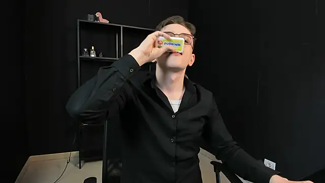 FelixStarkk 在線直播表演