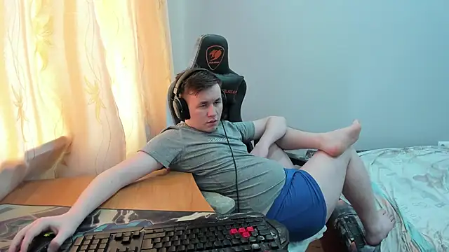 iliaskrislove: απευθείας συνομιλία ΧΧΧ