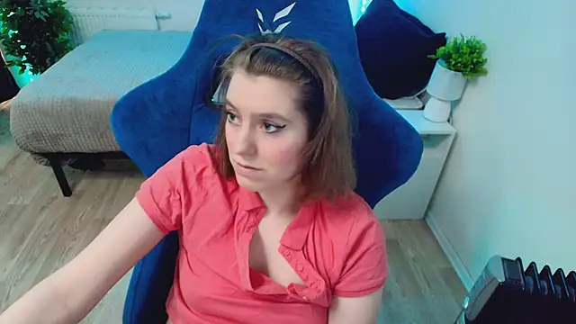 Chatroom XXX en direct de CranberryHot