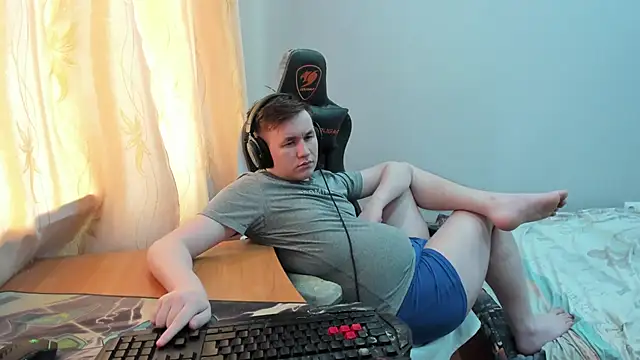 iliaskrislove: απευθείας συνομιλία ΧΧΧ