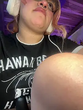 Sophia_Weest99 লাইভ XXX চ্যাট