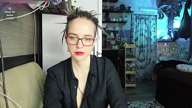 Chat XXX ao vivo de LisaFoxy_y