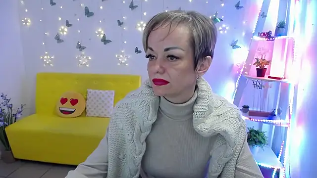 NikaMayu Adlı Modelin Canlı XXX Sohbeti