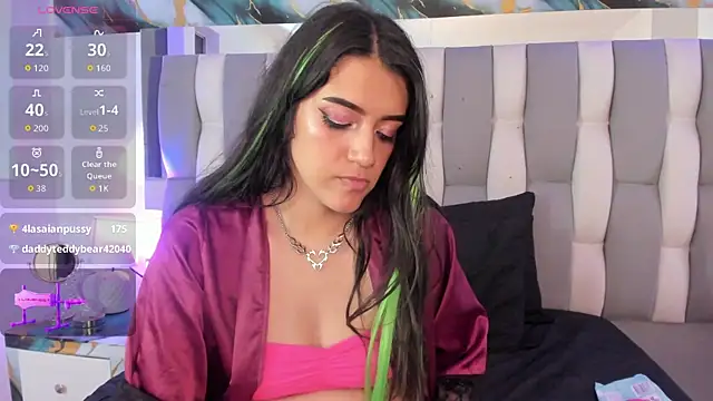 IsaDiiaz Chat XXX in diretta