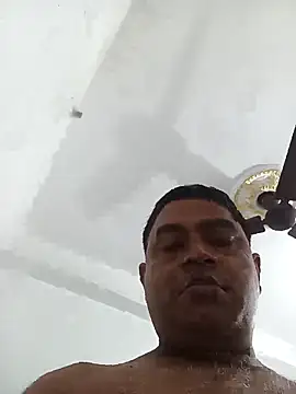 deshilnd webcam show